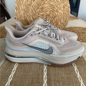 New WOT Nike Air Zoom Pegasus Premium size 12.5